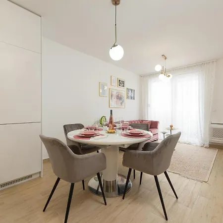 Designer Apartman