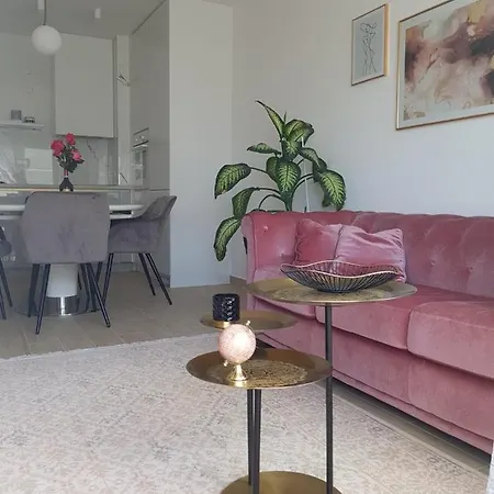 Designer Lägenhet *