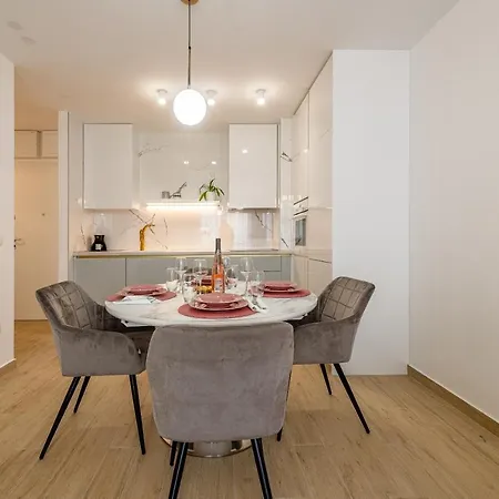 Designer Lägenhet *